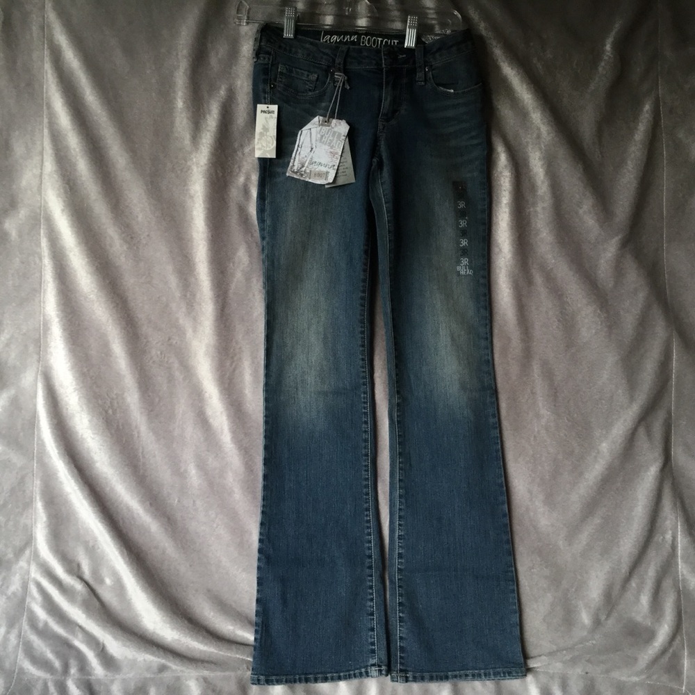 Bullhead Laguna Bootcut Size 3R